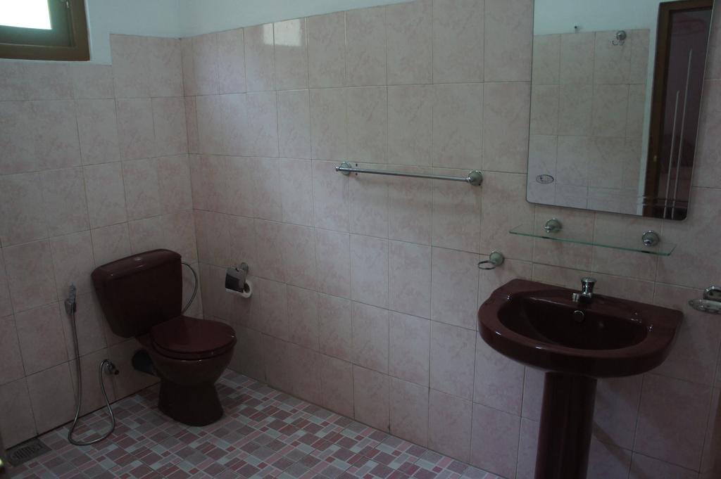 Sam'S Guest House Unawatuna Ruang foto