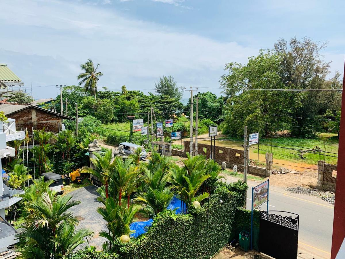 Sam'S Guest House Unawatuna Bagian luar foto