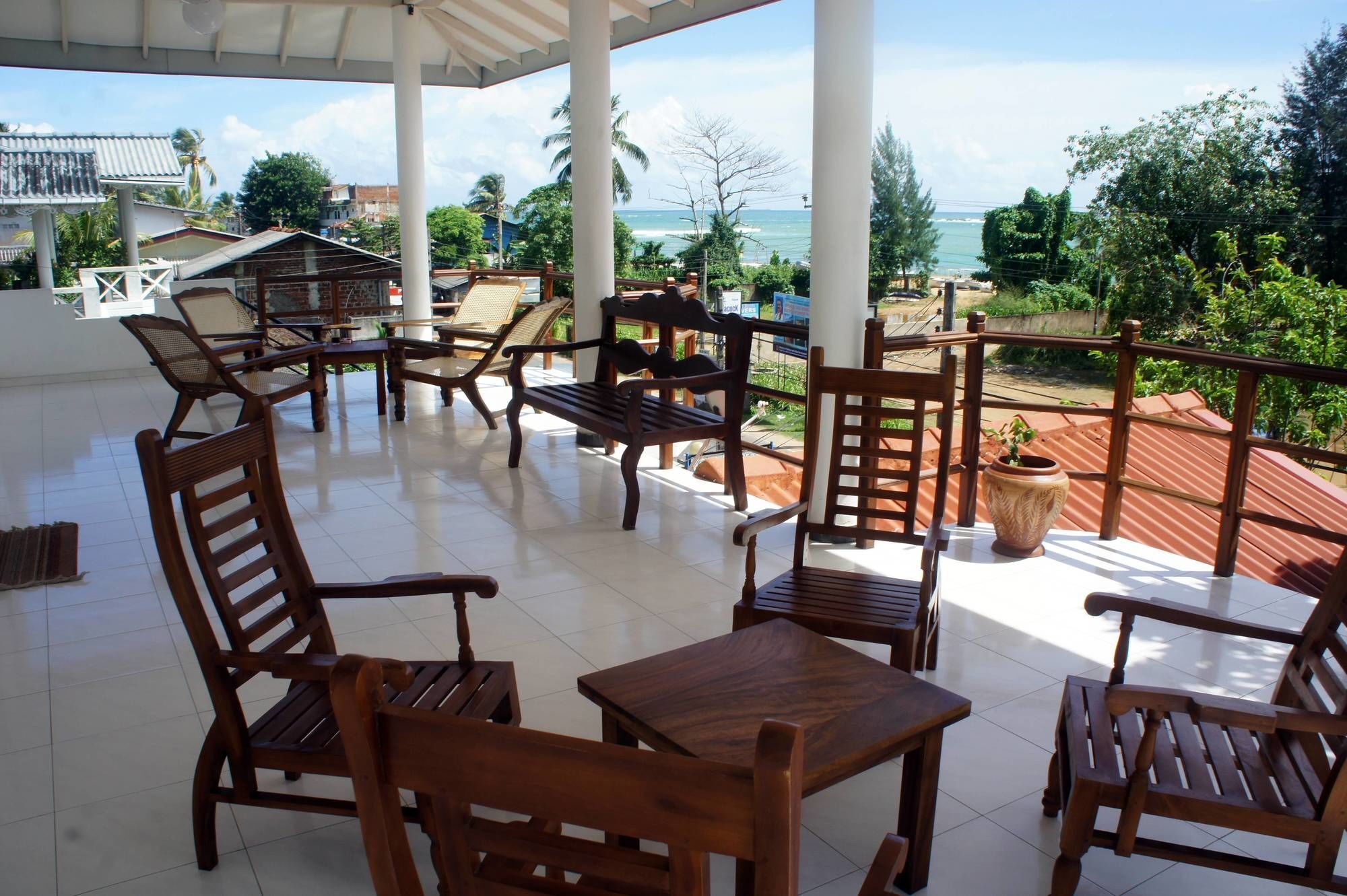 Sam'S Guest House Unawatuna Bagian luar foto
